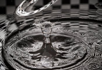 CHEQUERBOARD-COLLISION