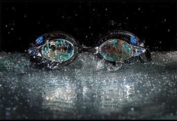 Shaun-Little-CCCWEB_Shaun-Little_Swimmers-Reflection